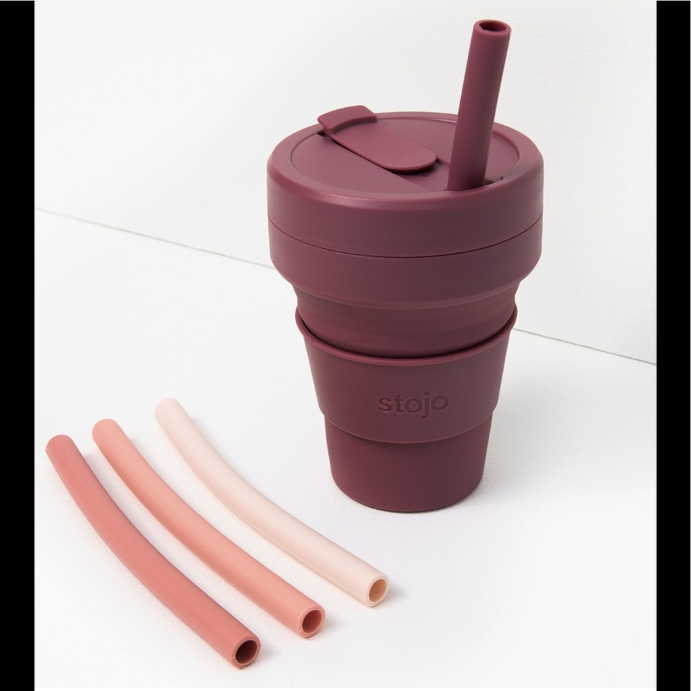 Stojo Collapsible Cup With Four Reusable Straws Holds Up To 12 Ounces NWT